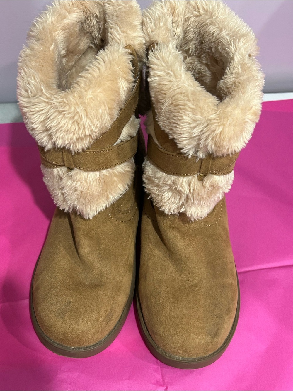 GBG Los Angeles Tan Faux Fur Cuffed Ankle Booties